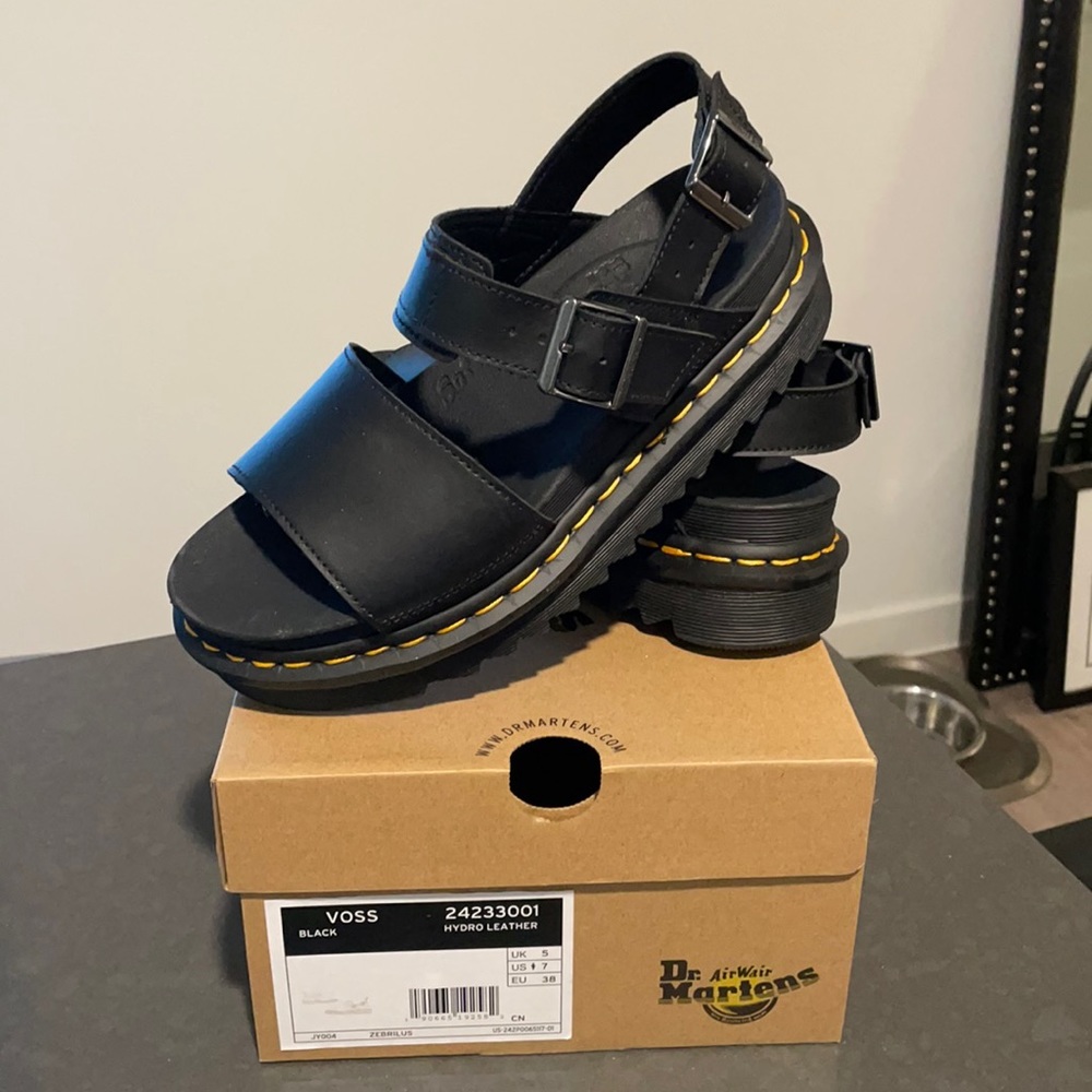 Dr. Martens BRAND NEW Sandals